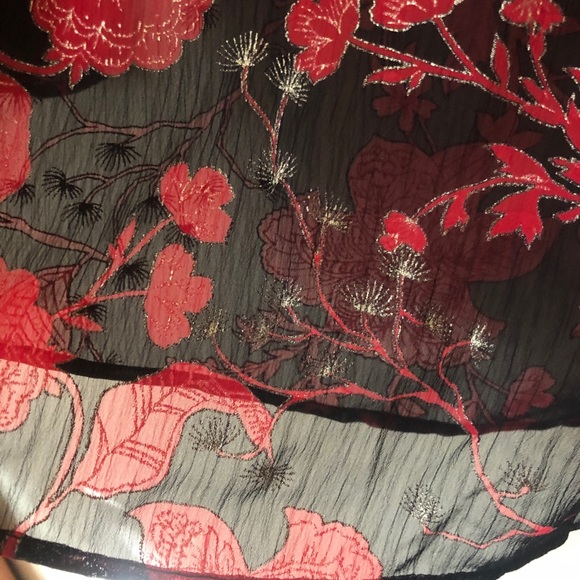 Roz & Ali Petite XS Sheer Blouse with Metallic Accents - Picture 9 of 16